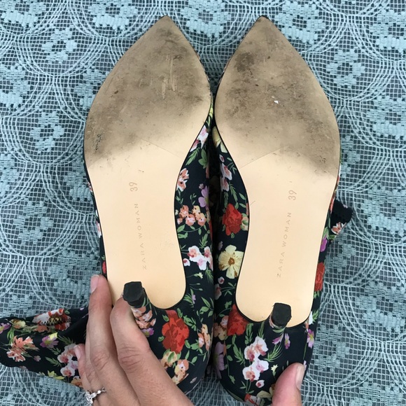 Zara Floral Ankle Sock Boots with Heel - Picture 4 of 7